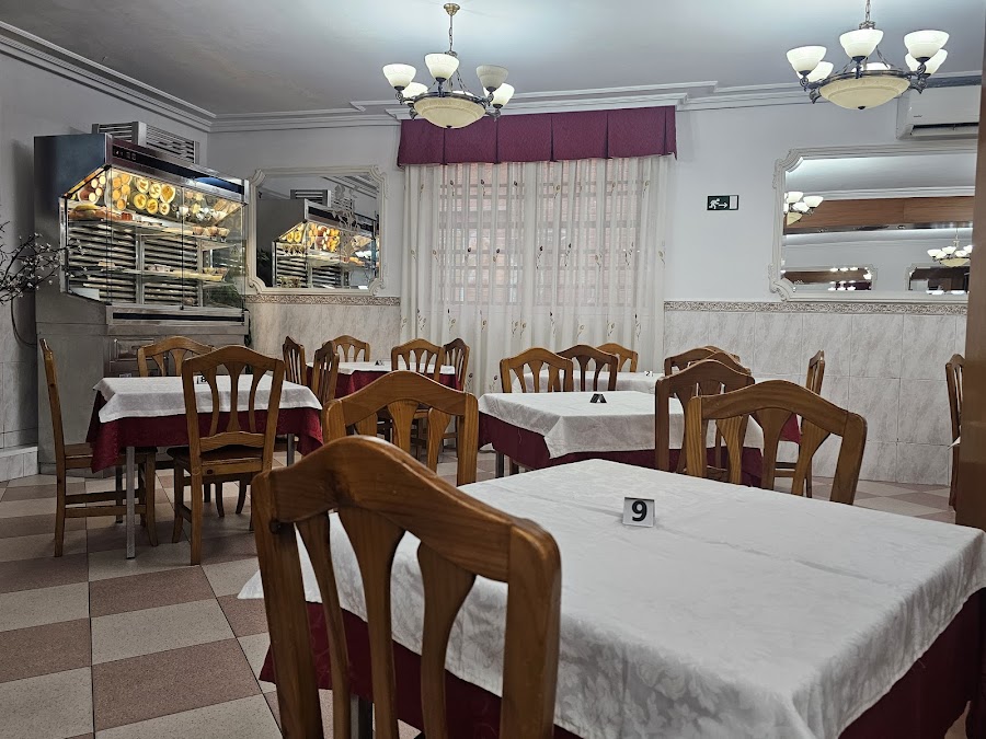 Valladolid Restaurante - Menú diario - Desayunos - Comida Casera